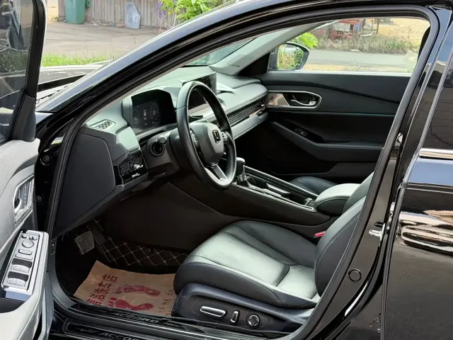 Honda Accord 2025 Model Sport Series 260TURBO Premium Edition — Фото автомобиля 7