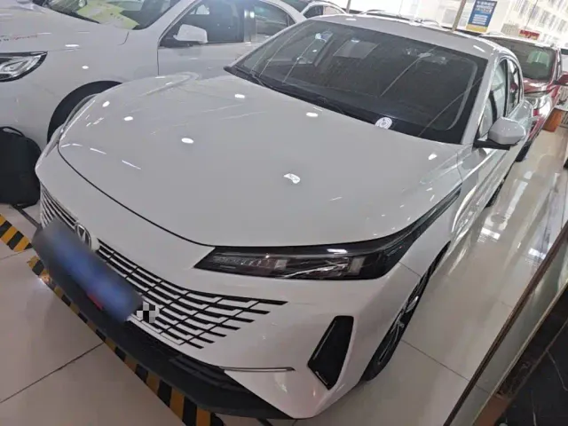 Фотография автомобиля — Changan Lamore