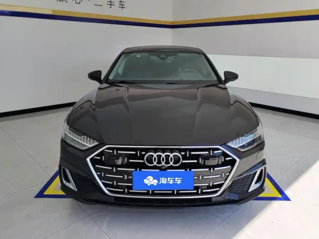 Audi A7L — Фото автомобиля 2