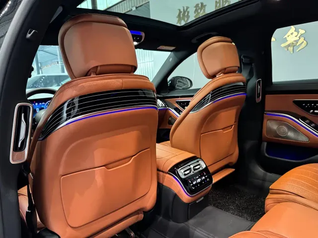 Mercedes-Benz S-Class — Фото автомобиля 20