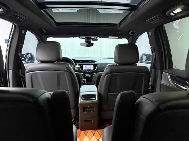 Cadillac XT6 — Фото автомобиля 9