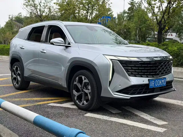 Geely Boyue L — Фото автомобиля 3