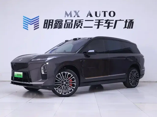 Nio ES8 — Фото автомобиля 2