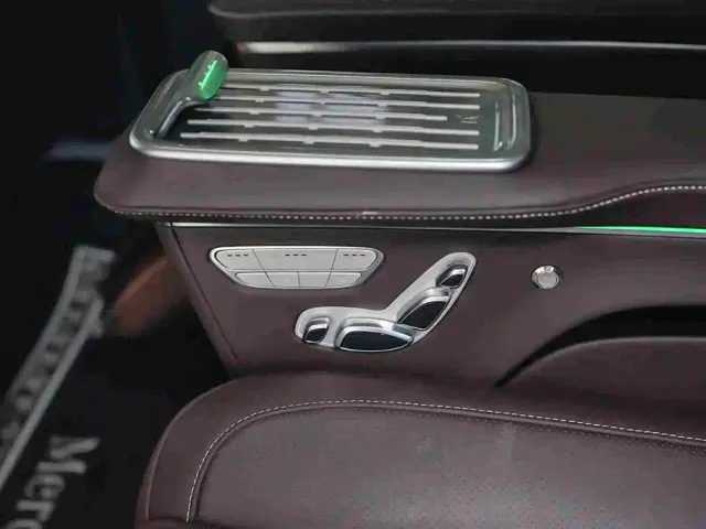 Mercedes-Benz V-Class — Фото автомобиля 9