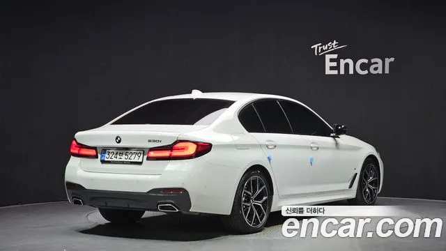 BMW 5-Series — Фото автомобиля 2