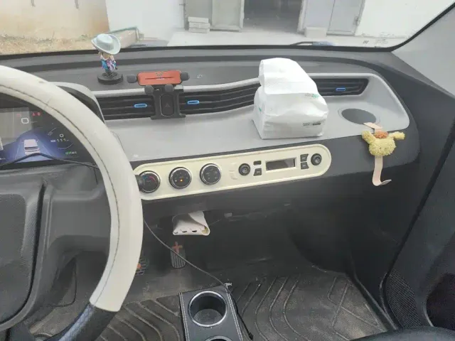 Wuling Hongguang Mini EV — Фото автомобиля 14