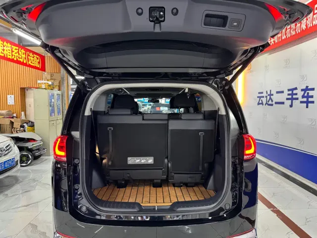 GAC Trumpchi M8 — Фото автомобиля 7