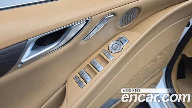 Genesis G80 RG3 — Фото автомобиля 18