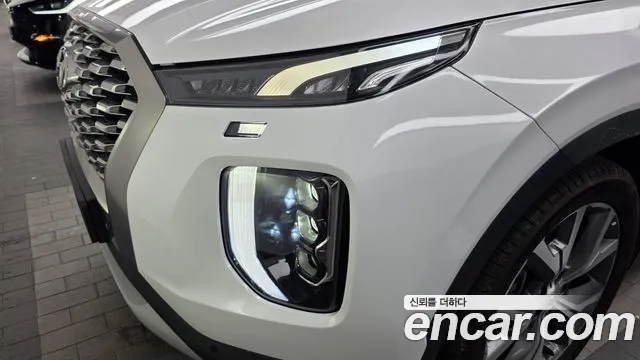 Hyundai Palisade Palisade Бензин 3.8 2WD — Фото автомобиля 18