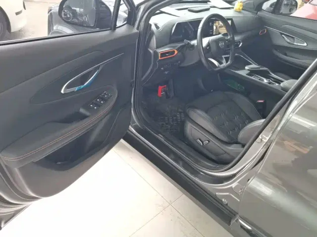 Changan UNI-T — Фото автомобиля 15