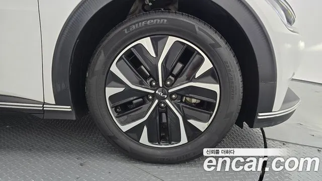 Kia EV6 — Фото автомобиля 5