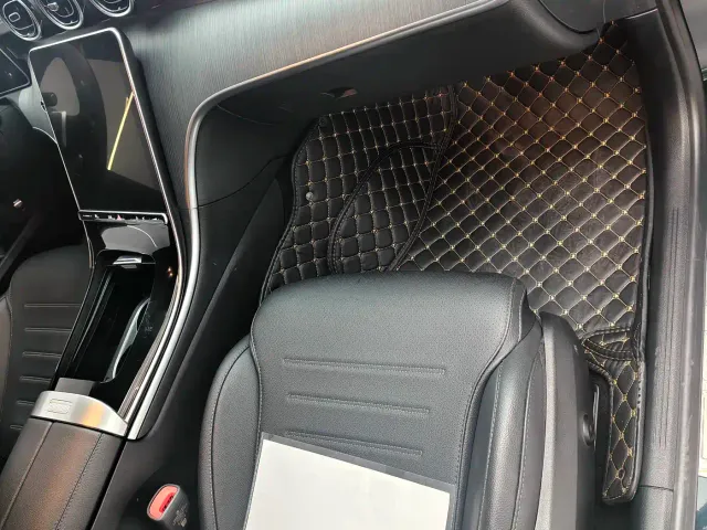 Mercedes-Benz C-Class — Фото автомобиля 14