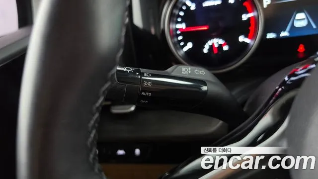 Kia Canival Carnival 4 поколение Дизель 9 мест Prestige — Фото автомобиля 7