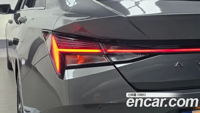 Hyundai AVANTE Avante (CN7) — Фото автомобиля 23