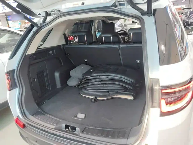 Land Rover Discovery Sport — Фото автомобиля 18