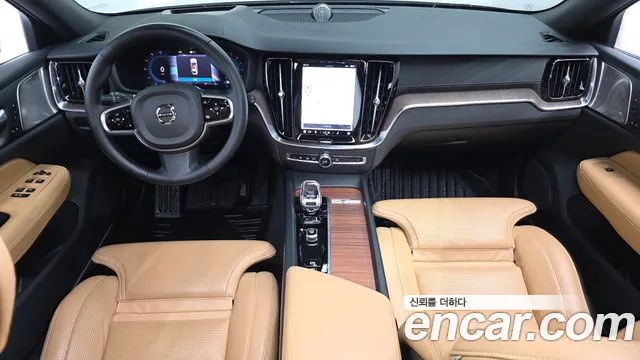 Вольво V60 V60 Cross Country 2 поколение B5 Ultimate AWD — Фото автомобиля 7