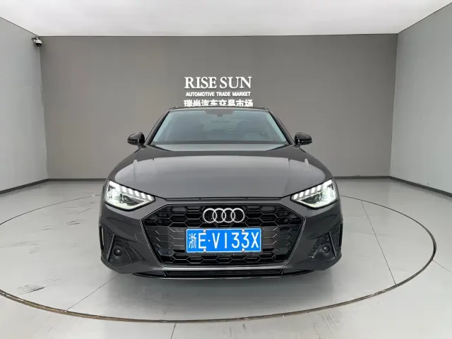Audi A4L — Фото автомобиля 2