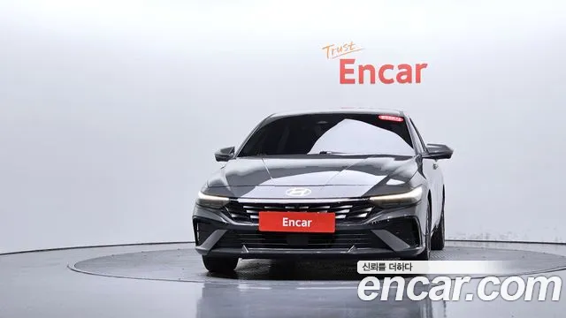 Hyundai Avante CN7 — Фото автомобиля 3