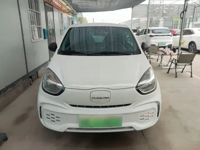 Roewe Clever — Фото автомобиля 2