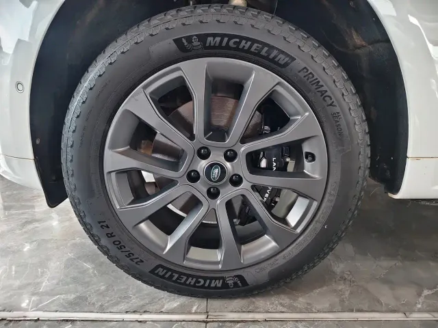 Land Rover Range Rover Sport — Фото автомобиля 5