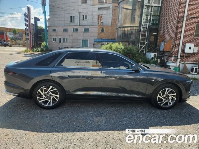 Hyundai Grandeur GN7 — Фото автомобиля 6