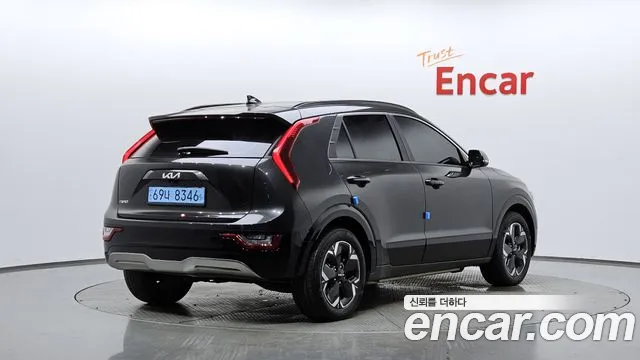 Kia Niro — Фото автомобиля 2