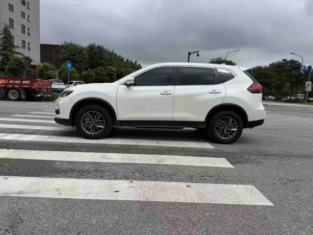 Nissan X-Trail — Фото автомобиля 13