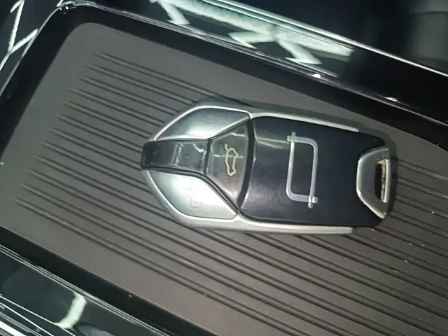 Bestune T90 — Фото автомобиля 8