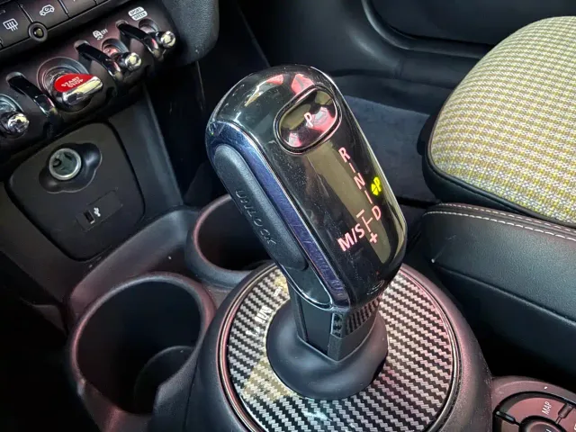 MINI Hatch — Фото автомобиля 5