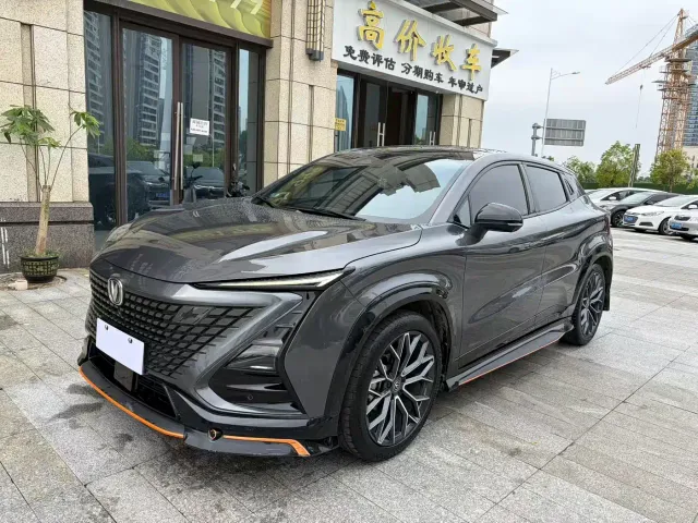 Фотография автомобиля — Changan UNI-T