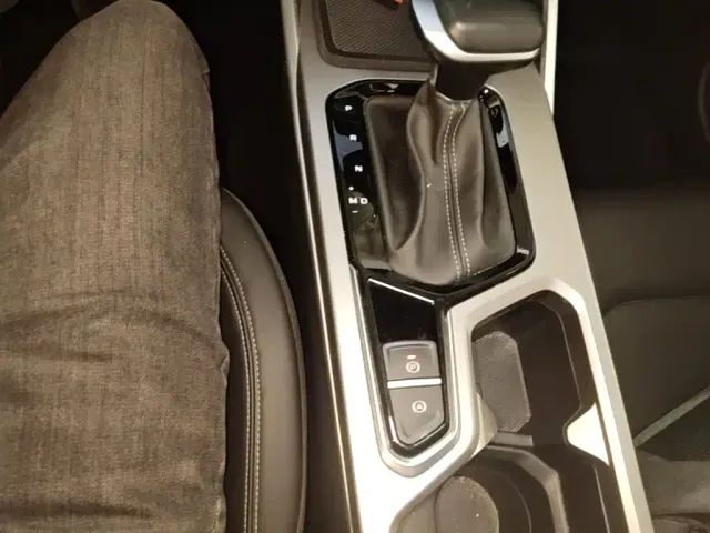 Geely Emgrand — Фото автомобиля 13