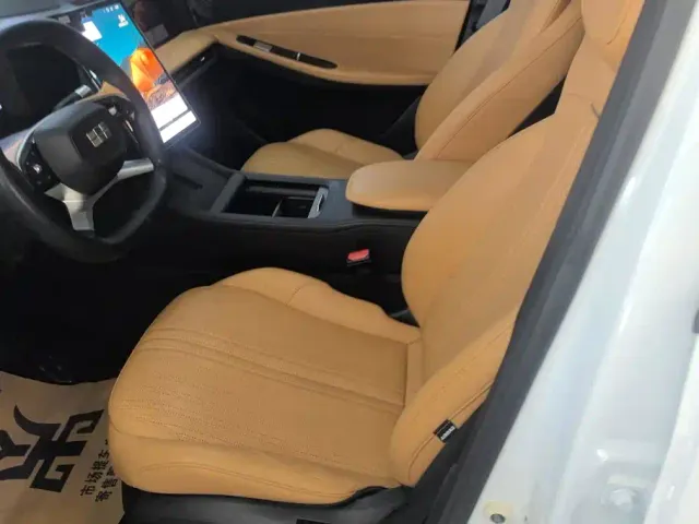 Geely Galaxy L7 — Фото автомобиля 9