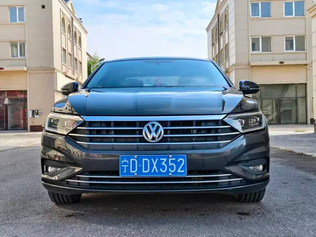 Volkswagen Sagitar — Фото автомобиля 2