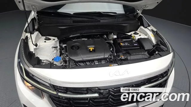 Kia Seltos Новый Seltos Бензин 2.0 2WD — Фото автомобиля 6