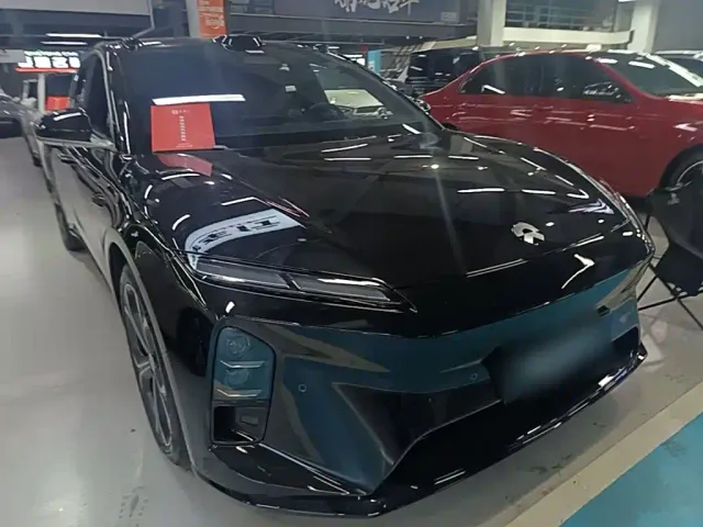 Nio ET5 Touring — Фото автомобиля 3