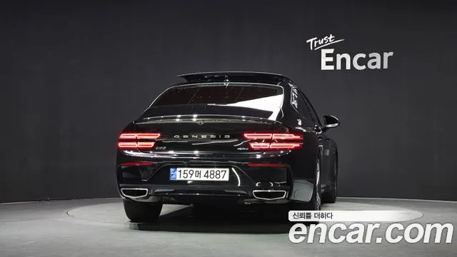 Genesis G80 Бензин 2.5 турбо AWD — Фото автомобиля 4