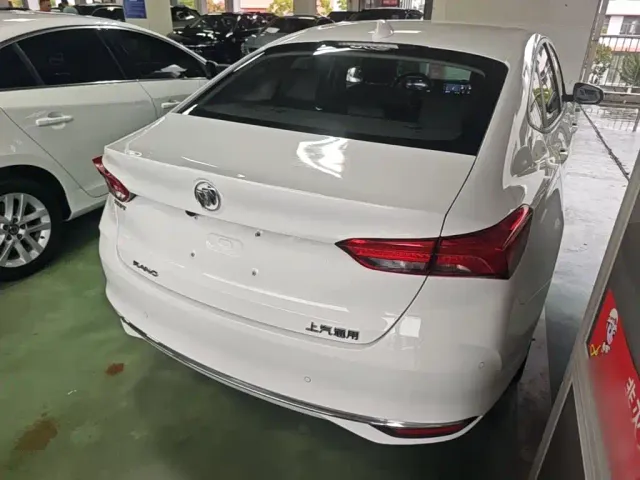 Buick Verano — Фото автомобиля 6