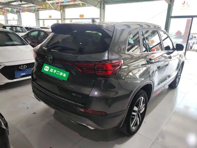Changan CS75 — Фото автомобиля 6