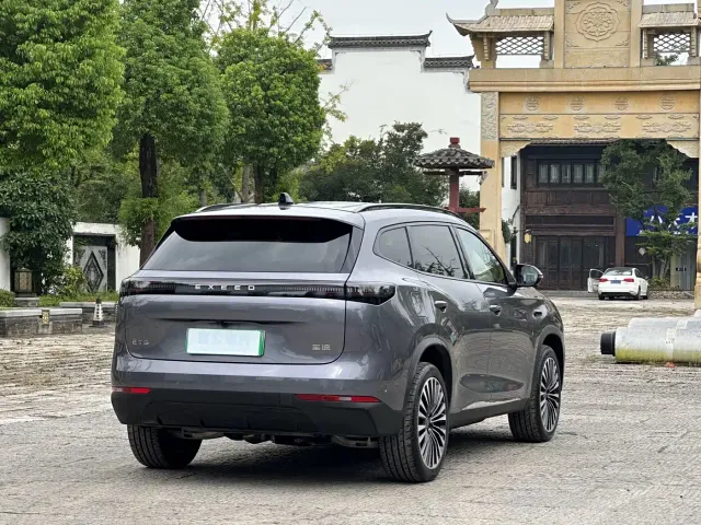 Exeed Starway E05 — Фото автомобиля 4