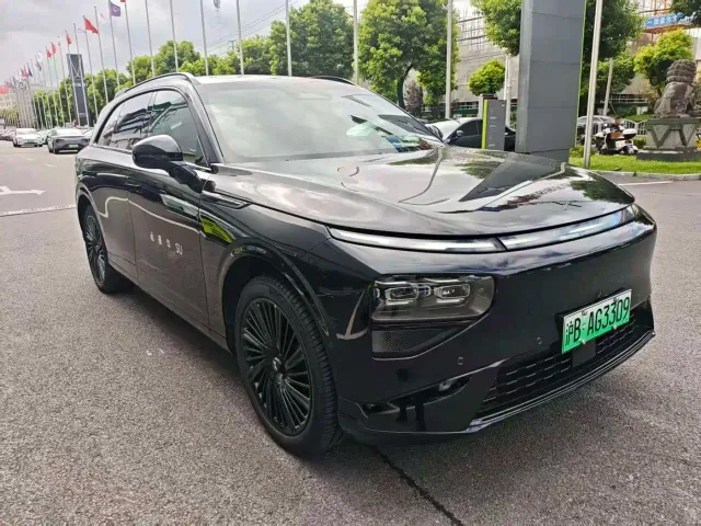 Xpeng G9 — Фото автомобиля 2