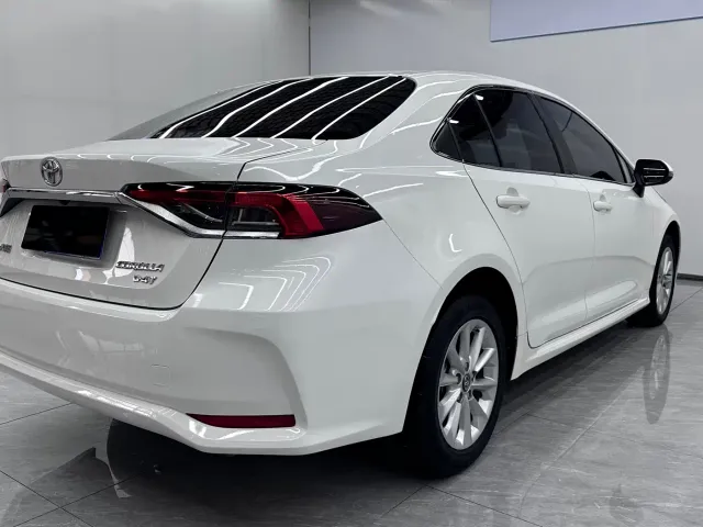 Toyota Corolla — Фото автомобиля 4