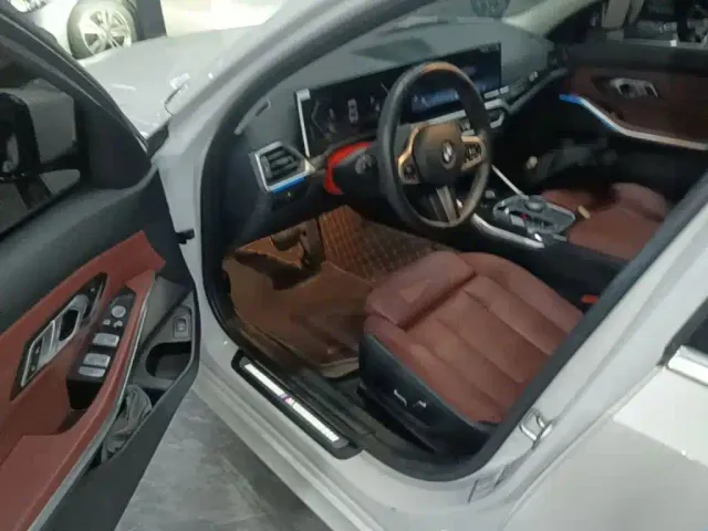 BMW 3 Series — Фото автомобиля 15