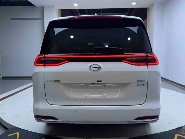 GAC Trumpchi M6 — Фото автомобиля 5