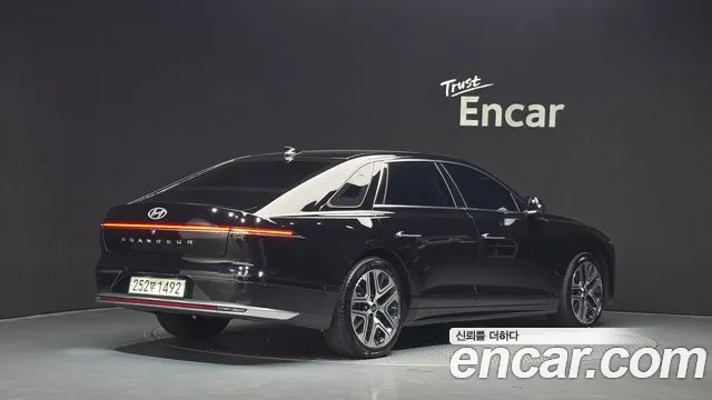 Hyundai Grandeur GN7 — Фото автомобиля 2