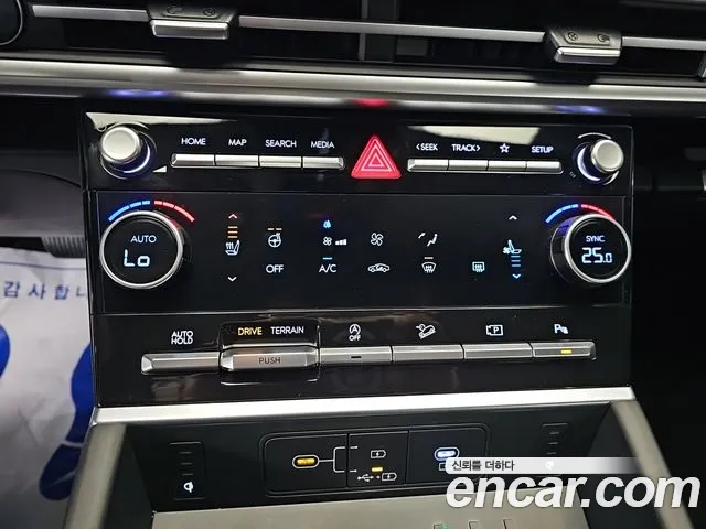 Hyundai Santa Fe MX5 — Фото автомобиля 15