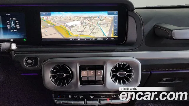 Mercedes-Benz G-Class — Фото автомобиля 11