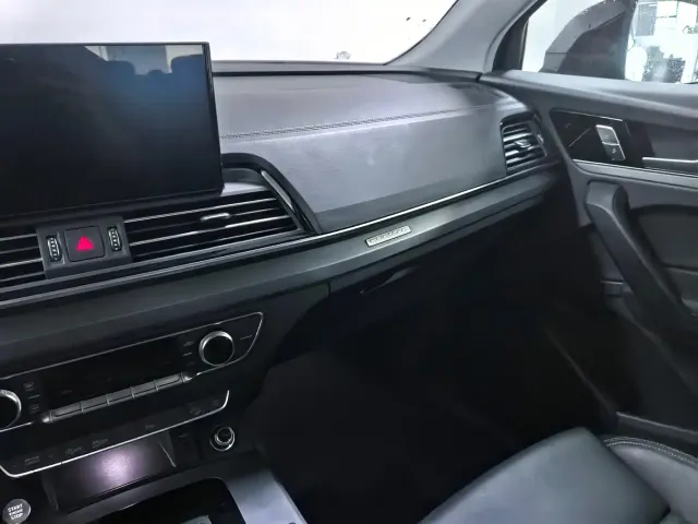 Audi Q5L — Фото автомобиля 10