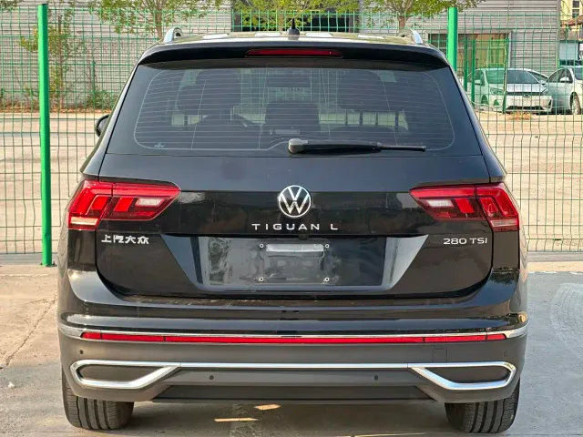 Volkswagen Tiguan L — Фото автомобиля 8