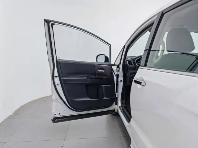 Honda Odyssey — Фото автомобиля 8