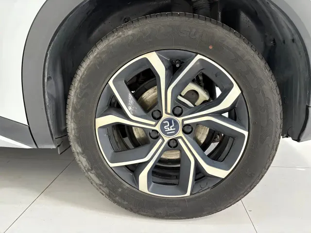 BYD Yuan PLUS — Фото автомобиля 20